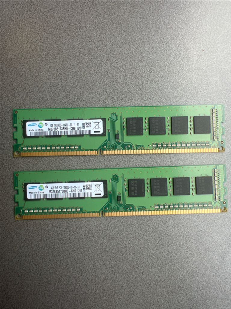 DDR3 4GB 메모리 2개 세트 이미지
