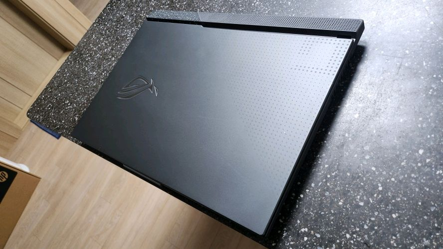 아수스 ROG 17.3인치 고성능 게이밍 노트북/라이젠9,RTX4060 이미지