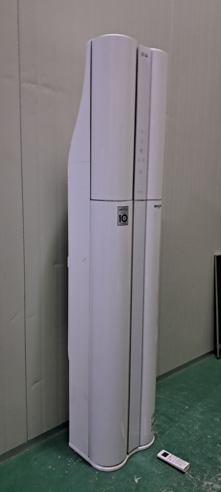 3395 엘지 17평 스탠드에어컨(화이트+인버터) 이미지