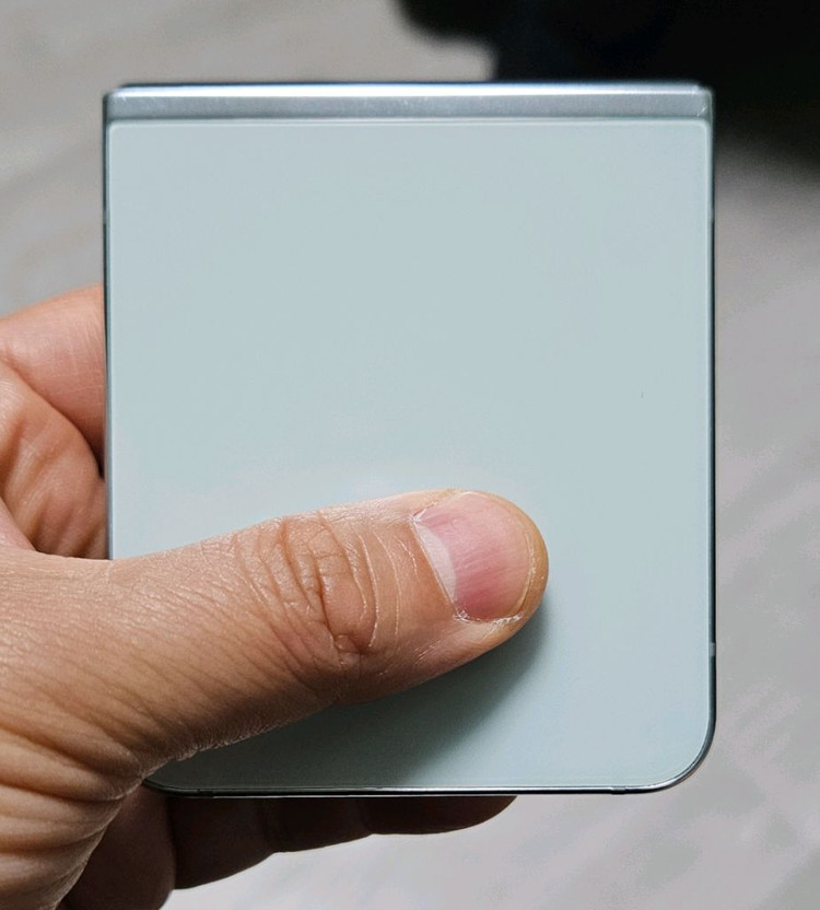 갤럭시 Z플립5 민트 256GB 싸게 팝니다. 이미지