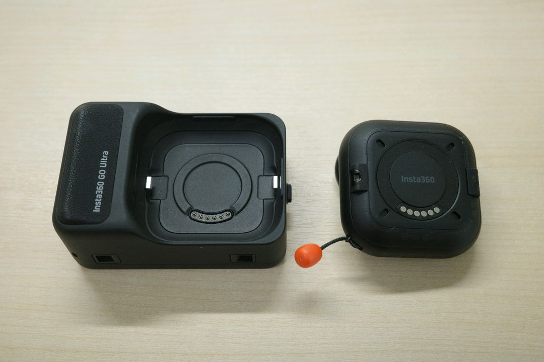인스타 360 GO ULTRA 크리에이터(2년보증, 추가렌즈,acc, 삼성sd카드) 이미지