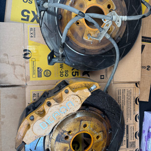 디카온6P 브레이크 캘리퍼 & 디스크 세트 패드60프로남음 이미지