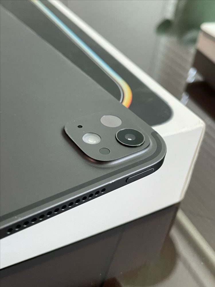 아이패드프로13(m4)+정품 매직키보드 이미지