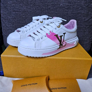 루이비통 스니커즈36(새상품급) 이미지