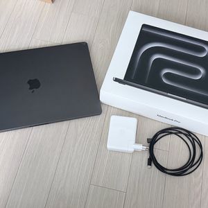 m4 pro 맥북프로 16인치 / 1테라 / 24램 / 에케플 / 박스풀박 판매합니다. 이미지