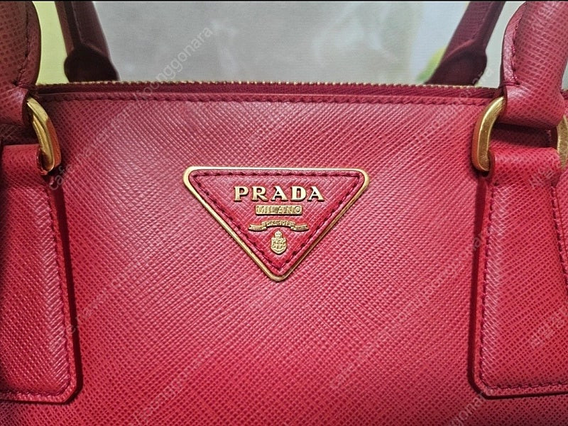 프라다 토트백 레드 사피아노 미듐 명품 여성가방 GC79 이미지