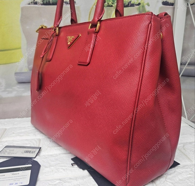 프라다 토트백 레드 사피아노 미듐 명품 여성가방 GC79 이미지