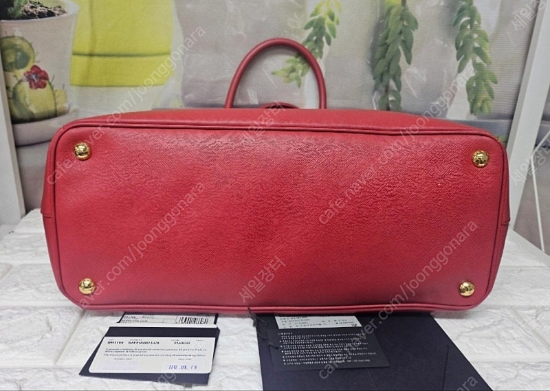 프라다 토트백 레드 사피아노 미듐 명품 여성가방 GC79 이미지