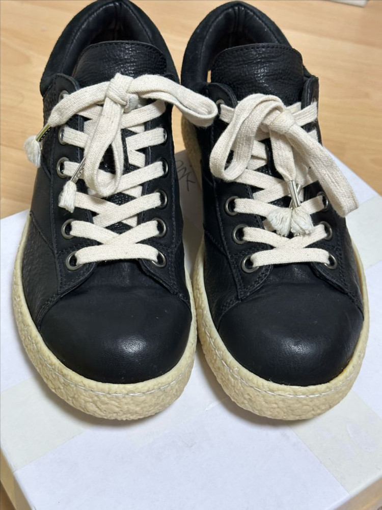 Golemeth 골멧 이모셔널 말가죽 스니커즈 이미지