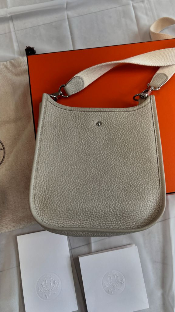 에르메스 에블린 미니 TPM 구하기 힘든 컬러 끄레(Cre) 색상 판매합니다 이미지