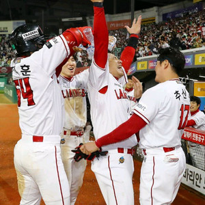 케이티 쓱 4/24~4/26 야구경기티켓 양도중! 이미지