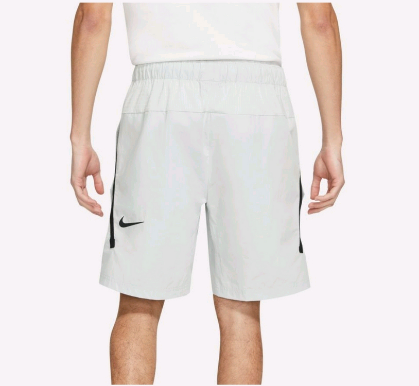 나이키 스포츠웨어 테크팩 카고 반바지 S(30-32) 이미지