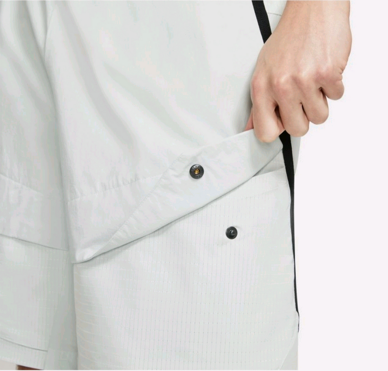 나이키 스포츠웨어 테크팩 카고 반바지 S(30-32) 이미지