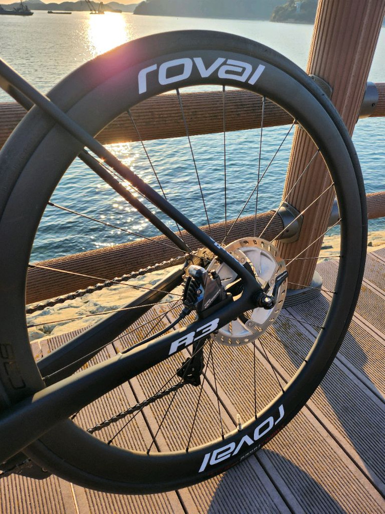 Cervelo 써벨로 디스크풀카본 로드 자전거 S급 이미지