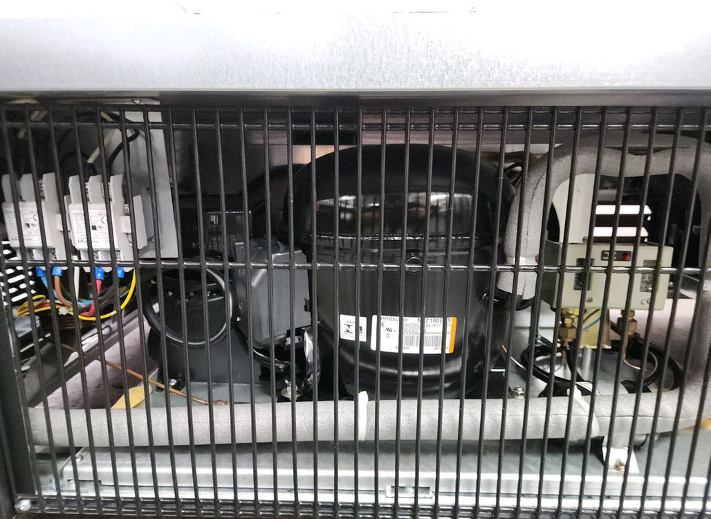 그랜드우성1500 빙온 정육,장어,정육숙성쇼케이스,육류냉장쇼케이스 이미지