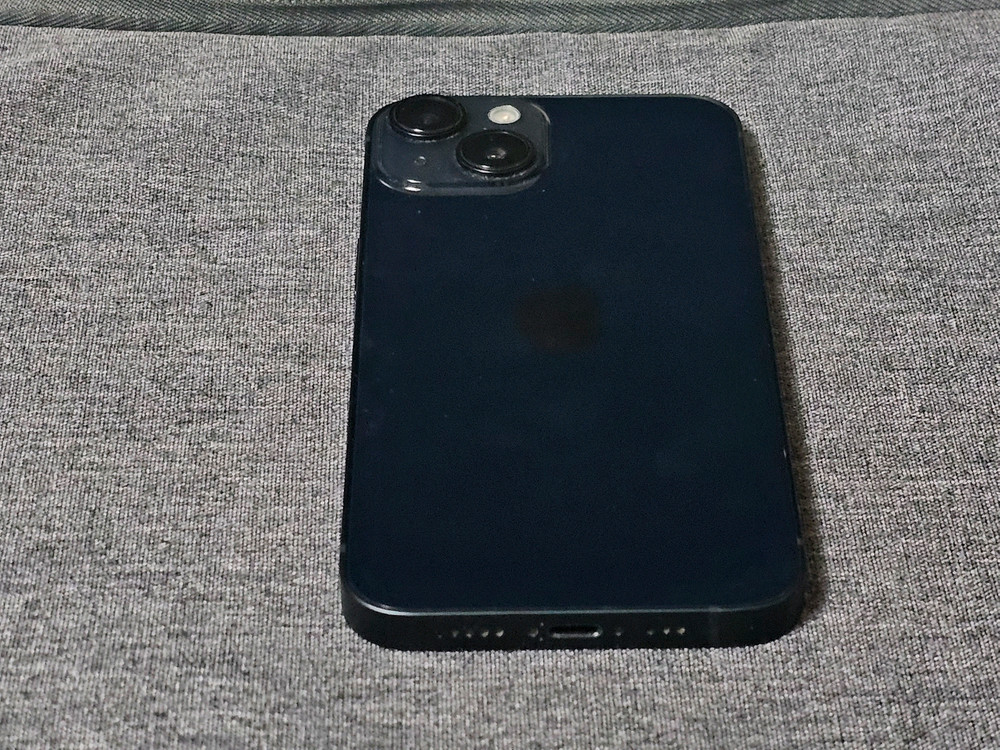 아이폰 14 128GB 미드나이트 이미지