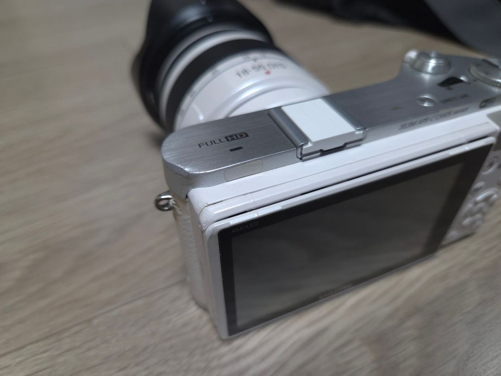 Nx300m 미러리스 카메라 + 렌즈 세트 이미지