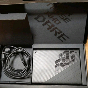 ASUS ROG XG MOBILE RTX 3080 Laptop eGPU 팝니다 이미지