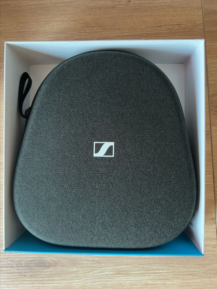 젠하이저 모멘텀 4 블랙 팝니다 이미지