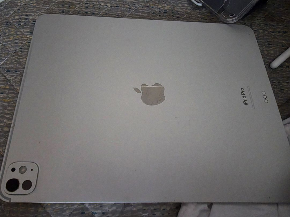 아이패드 프로 13인치 애케플 M4 wifi 256gb 팝니다 이미지