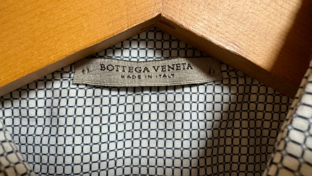보테가베네타 BOTTEGA VENETA 카라 반팔셔츠 이미지