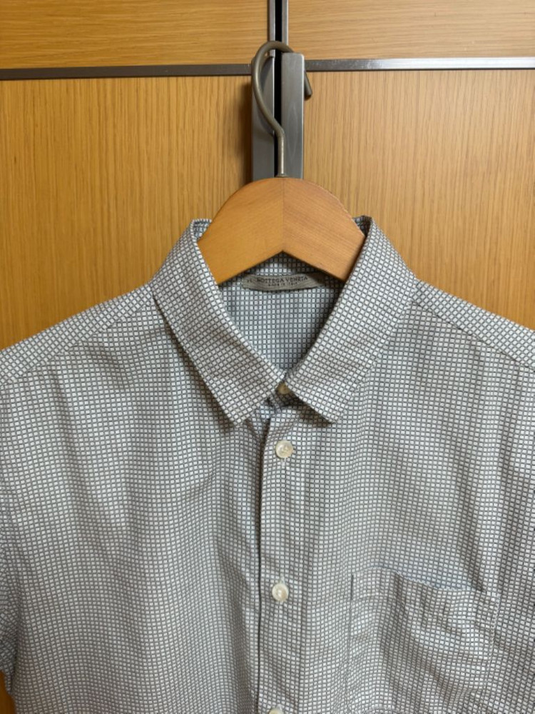보테가베네타 BOTTEGA VENETA 카라 반팔셔츠 이미지