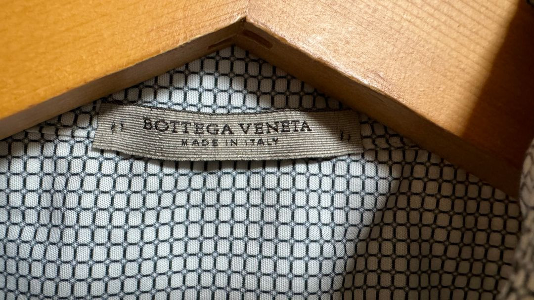 보테가베네타 BOTTEGA VENETA 카라 반팔셔츠 이미지