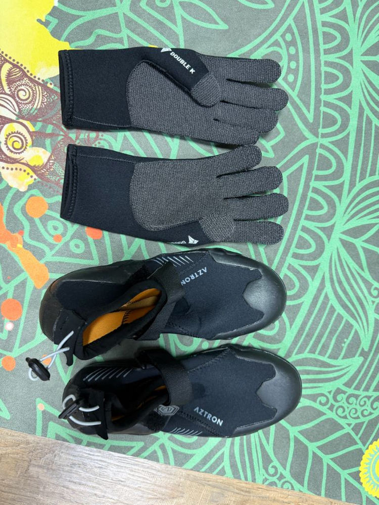 프리다이빙 장비 오닐 다이빙후드(새거) 더블케이 벨트 웨이트 ,아쿠아슈즈 XL + 장갑 세트 이미지