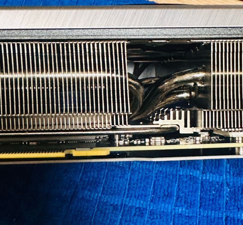 RTX 3070Ti 그래픽카드 VGA 이미지