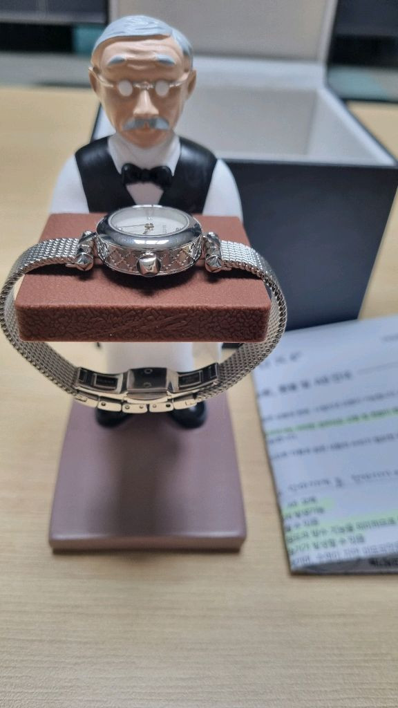 구찌 디아망티시마 여성 시계 이미지