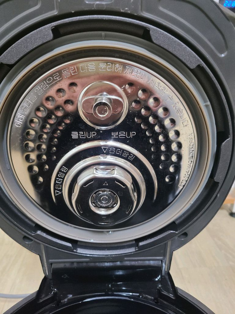 쿠쿠 6인용 IH 압력밥솥 DHB0660FDM 이미지