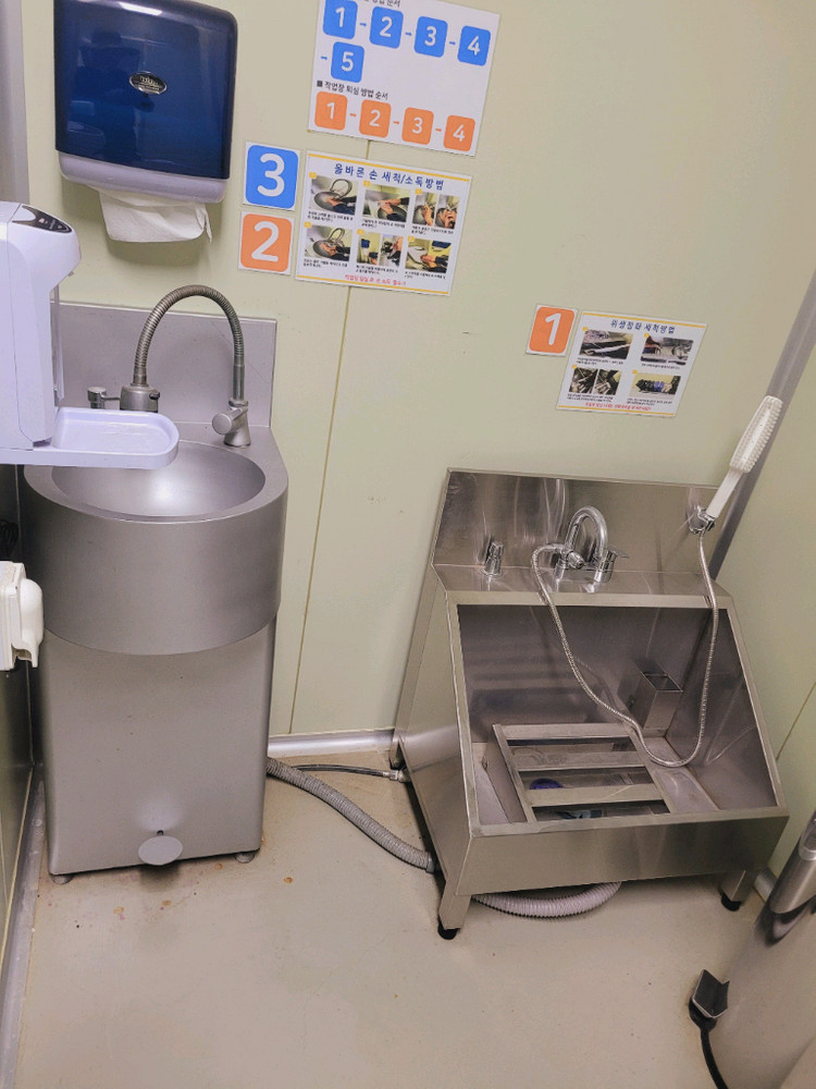 haccp용 앞치마\장갑\위생복건조기,장화세처키.철제캐비넷 이미지