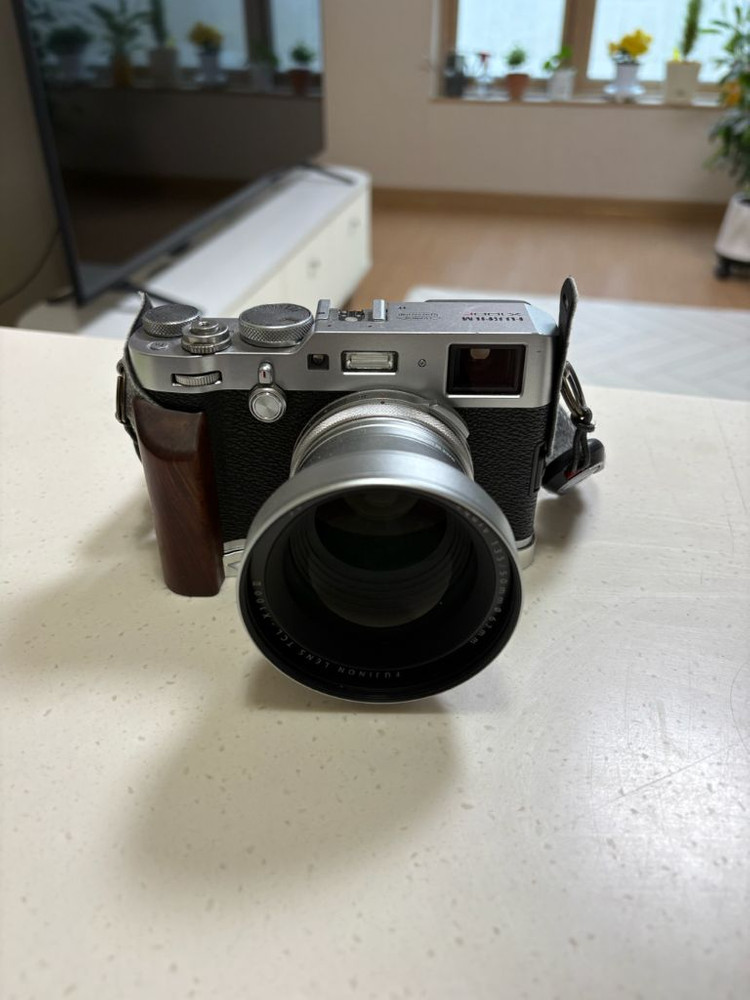 컴팩트 디지털 카메라 이미지