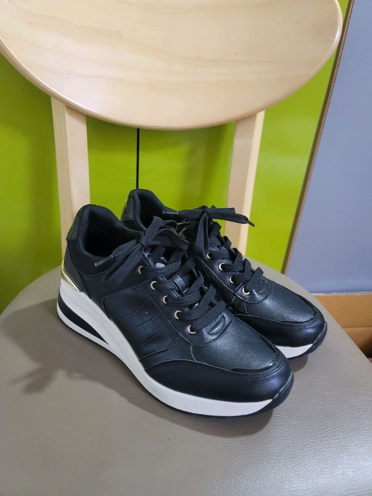 ALDO 블랙 플랫폼 스니커즈 8 이미지