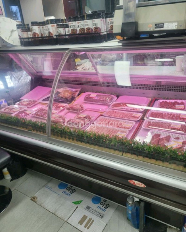 알앤에프 수직냉동(마트/정육시설 쇼케이스판매) 이미지