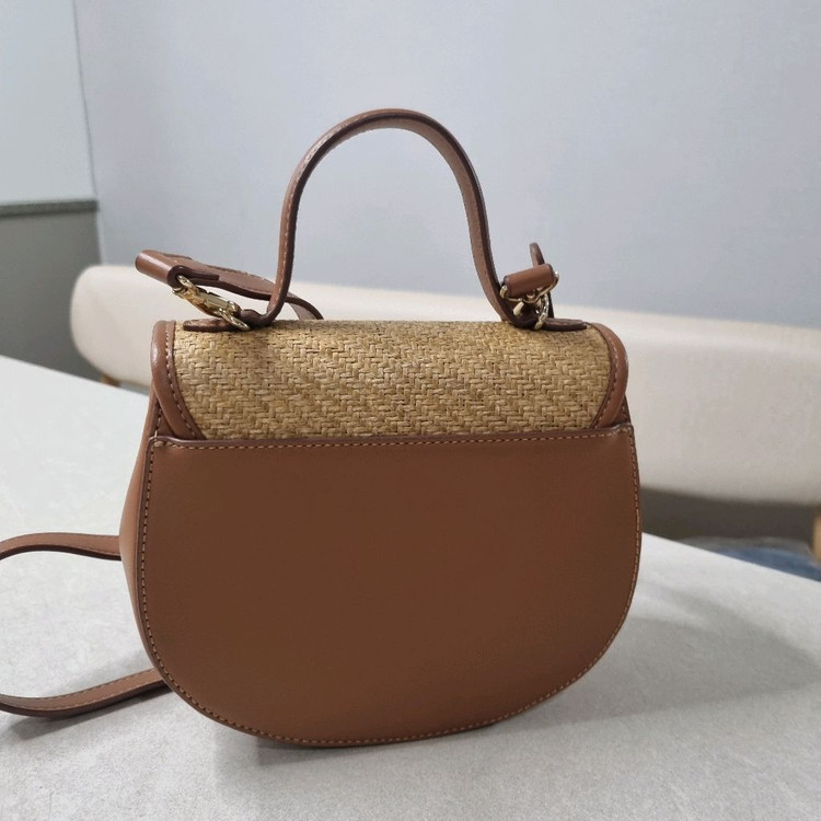 질스튜어트 크로스백 이미지