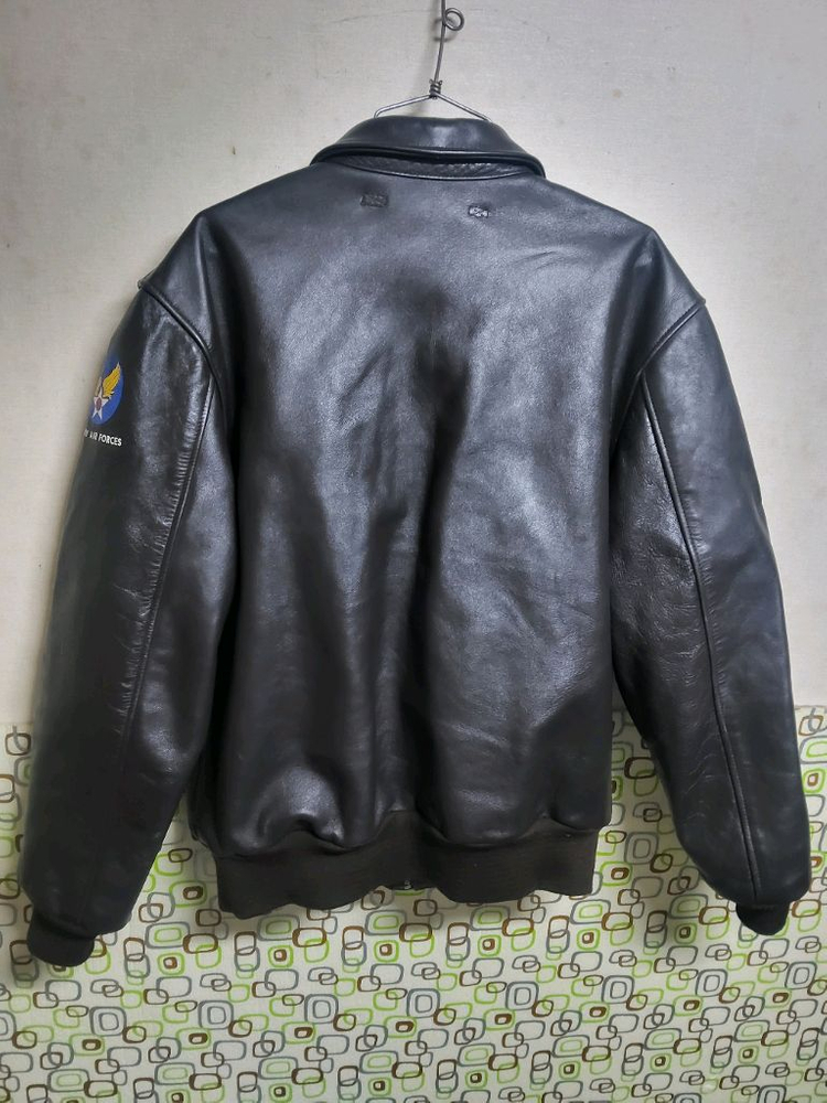 US AUTHENTIC MFG A-2 가죽자켓 이미지