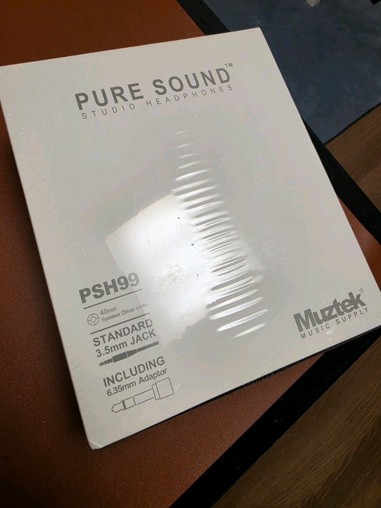 야마하 디지털피아노 CLP-785 유광화이트 팝니다 이미지