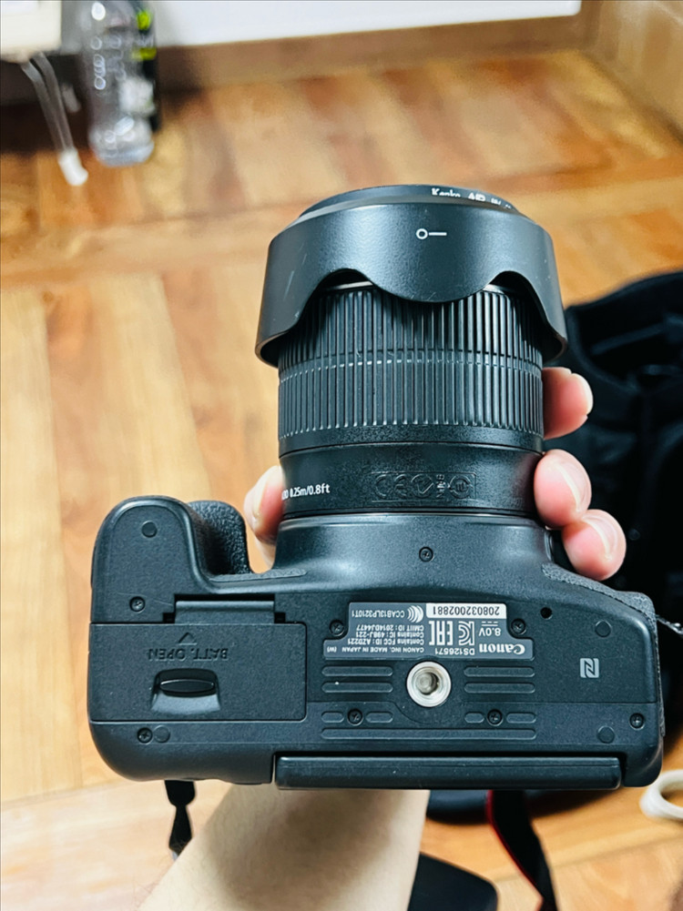 캐논 750d 렌즈 포함 이미지