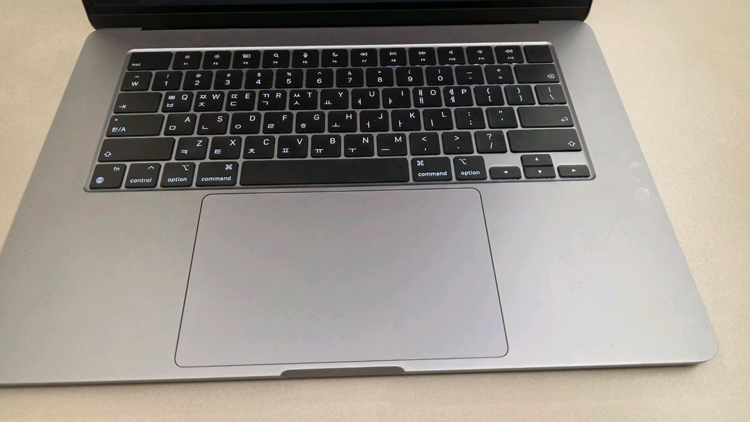 맥북에어m2 24G 1TB 이미지