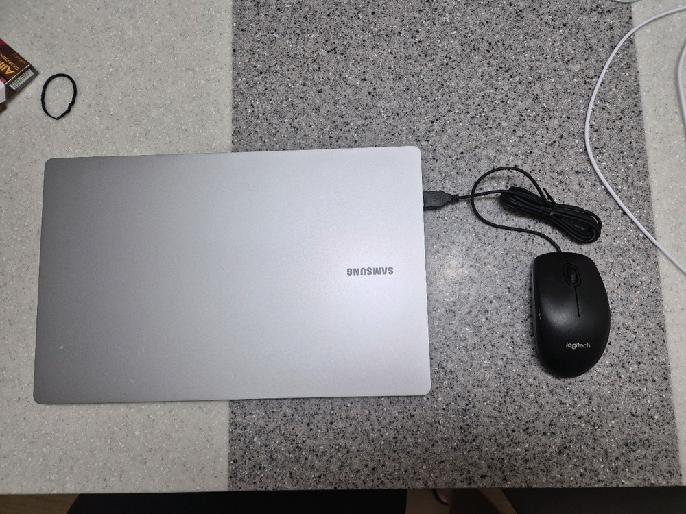 삼성 갤럭시 북5 NT750XHD-KC58S 노트북 이미지