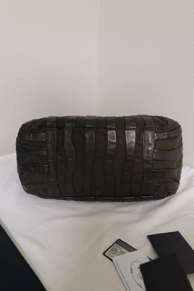 프라다 가방,숄더백,토트백(디올샤넬보테가루이비통구찌셀린느생로랑발렌시아가) 이미지