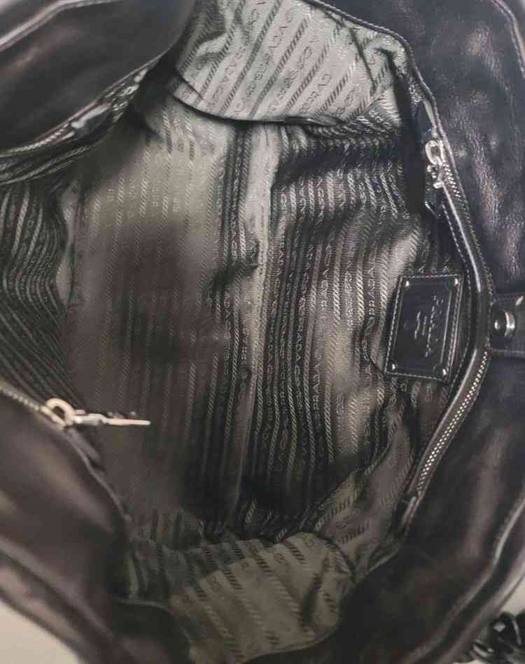 프라다 가방,숄더백,토트백(디올샤넬보테가루이비통구찌셀린느생로랑발렌시아가) 이미지