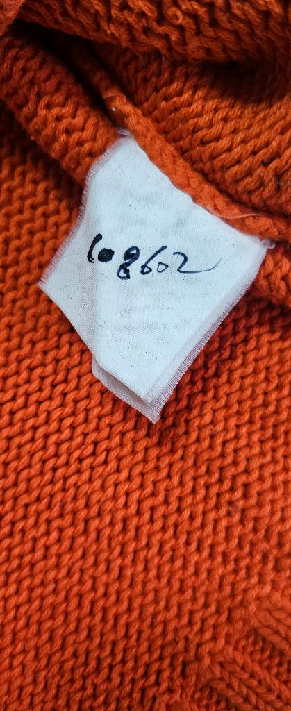 폴로 니트 이미지