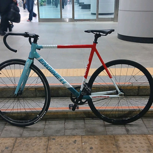 엔진11팝아트 이미지