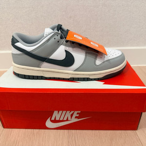 (미사용)240 여자 나이키 덩크로우 팝니다 이미지