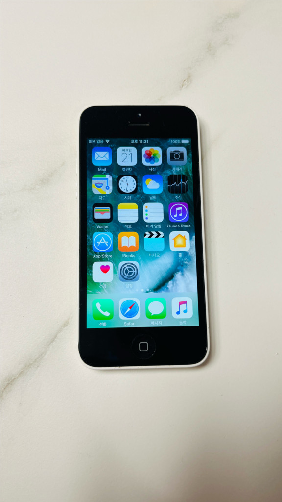아이폰 5c 화이트 16기가 카메라무음 배터리100 #233 이미지