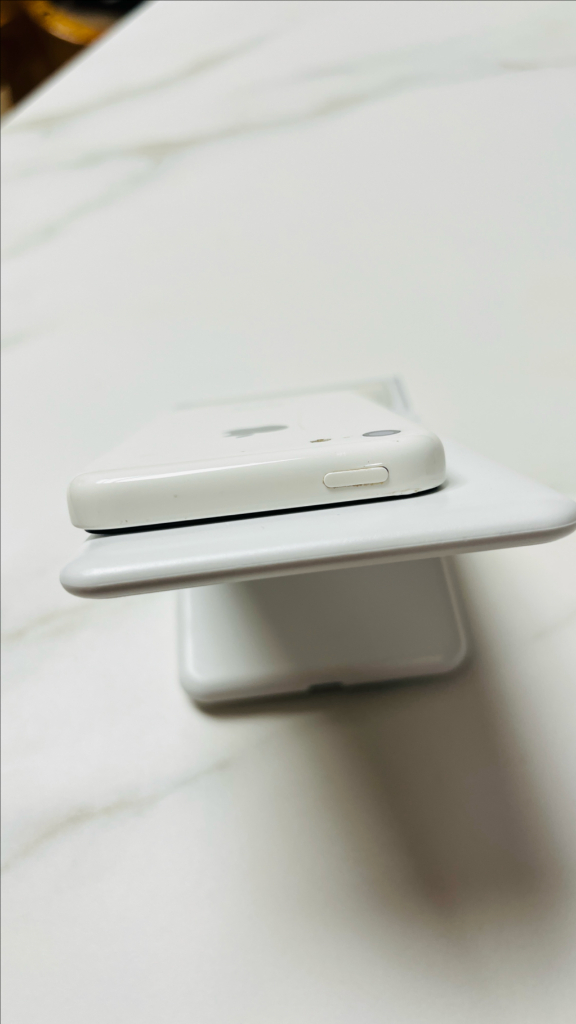 아이폰 5c 화이트 16기가 카메라무음 배터리100 #233 이미지