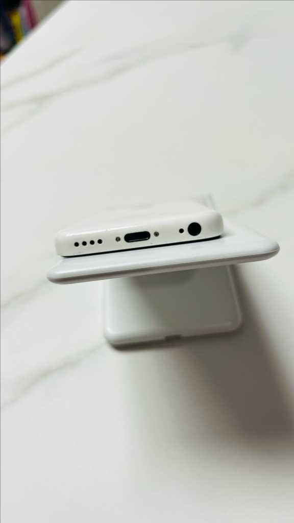 아이폰 5c 화이트 16기가 카메라무음 배터리100 #233 이미지