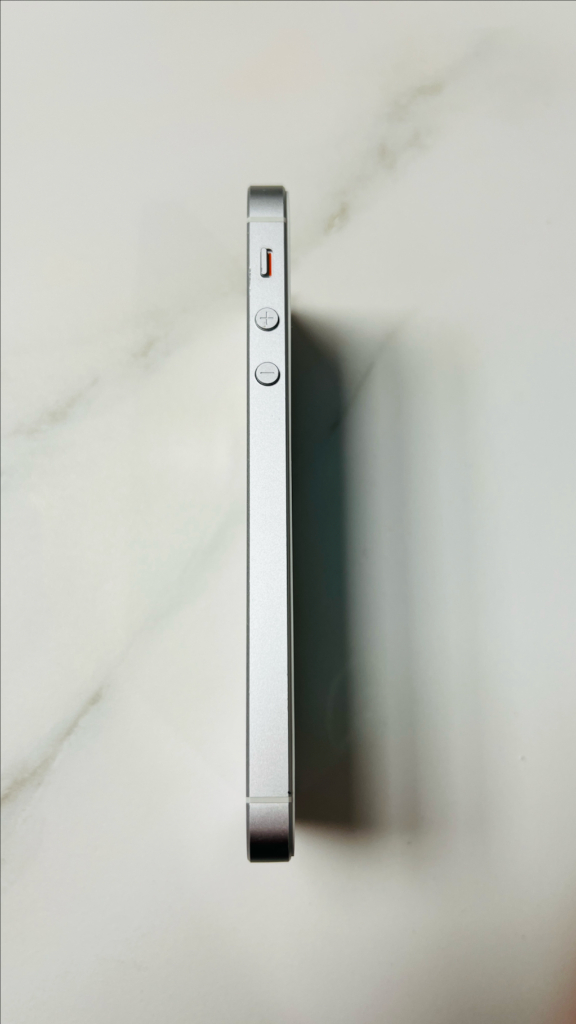 아이폰 se 실버 64기가 카메라무음 배터리액정신품 #234 이미지